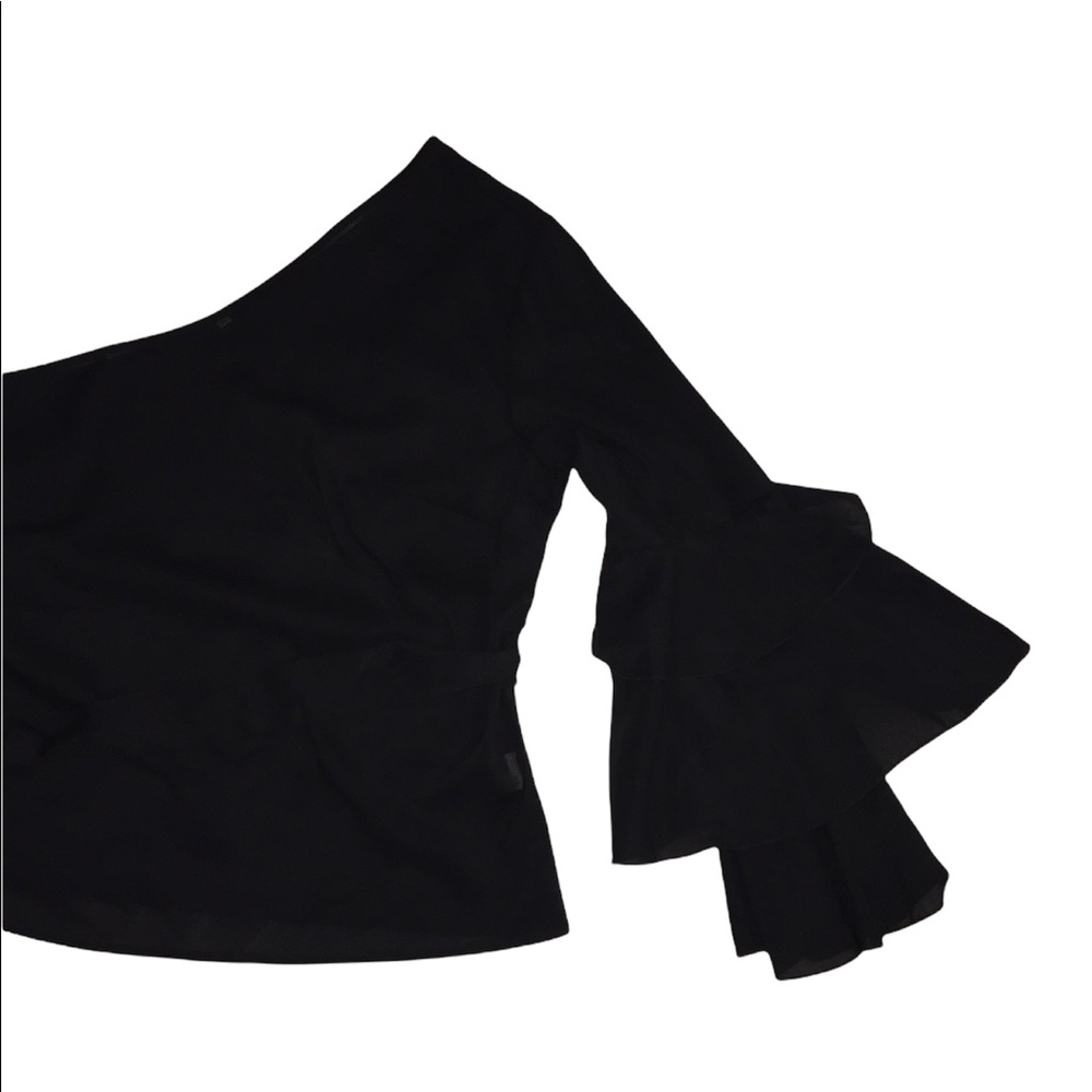 NWOT Black One Shoulder Ruffled Top Party Holiday New Year’s Size Medium - Picture 3 of 13